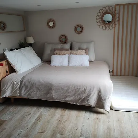 Apartamento Charmants Le Nid De Lou Et Le Cocon De Théo à *